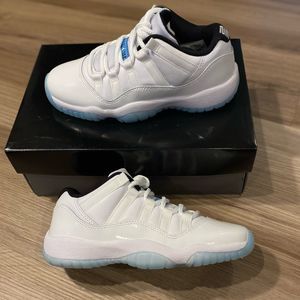 Air Jordan 11 Retro Low Legend Blue White 528896-117 GS Size 4Y Women’s Size 5.5